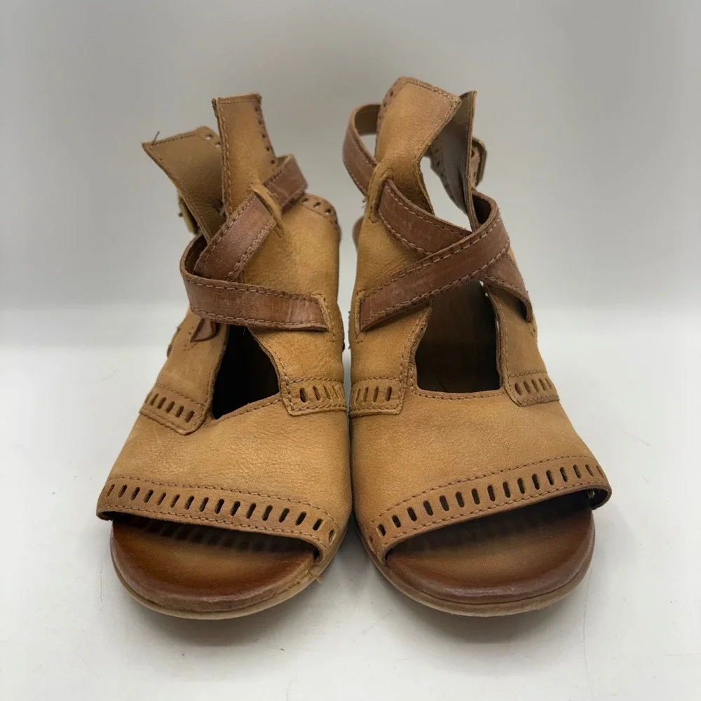 Miz Mooz Tan Leather Wedge Sandals Perforated Caged Strappy‎ Open Toe Shoes 40